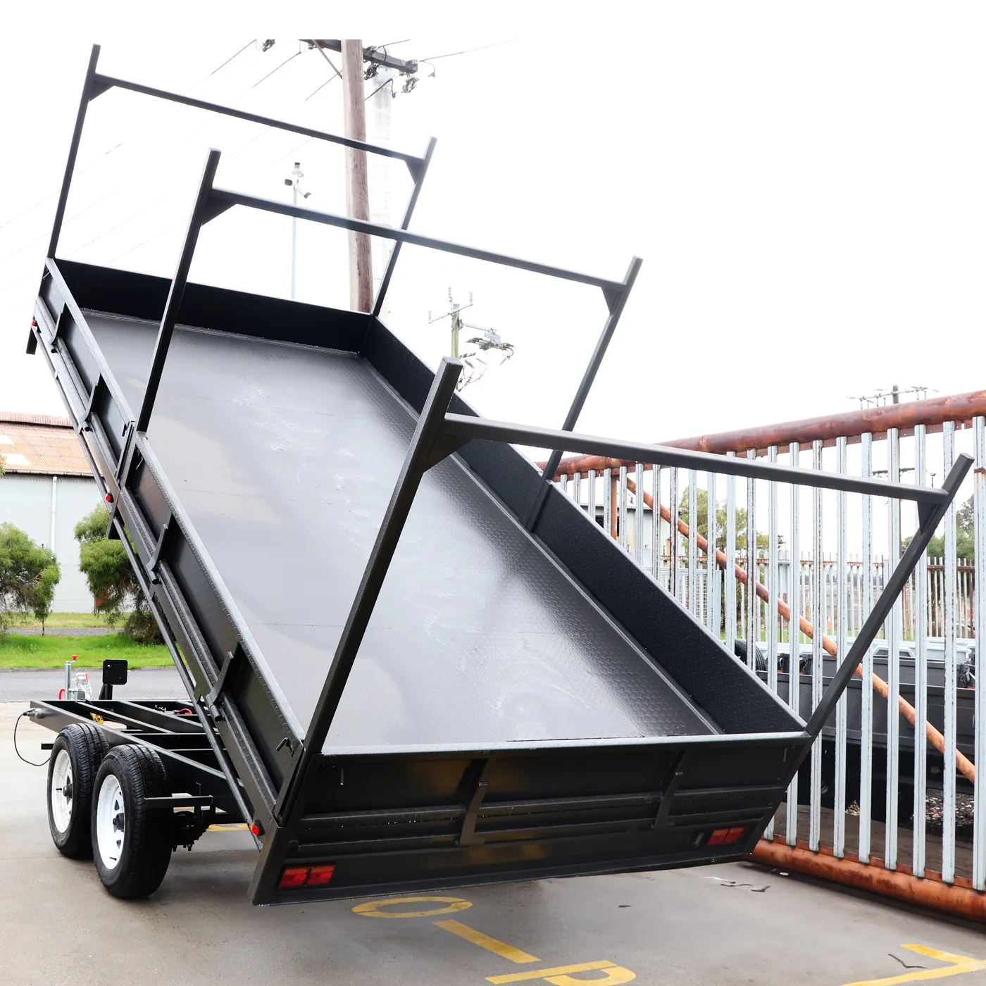 16 Foot Flat Top Hydraulic Tipper Trailer for Sale Melbourne