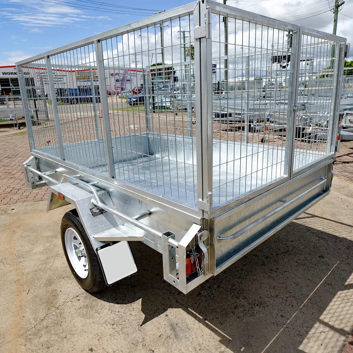 Single Axle Cage Trailer for Sale with Rear Barn Doors